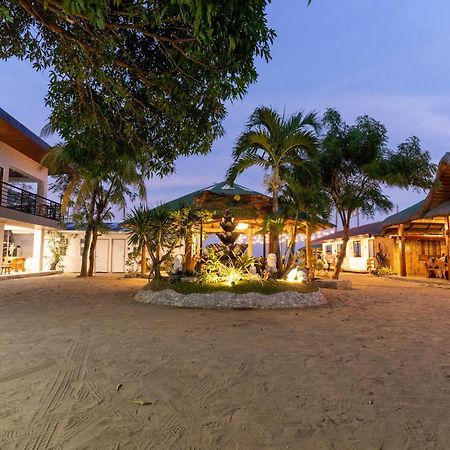 Bamboo Paraiso Resort At Bolo Beach 阿拉米诺斯 外观 照片