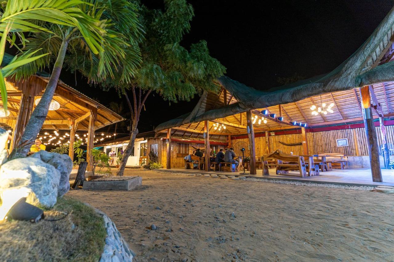 Bamboo Paraiso Resort At Bolo Beach 阿拉米诺斯 外观 照片