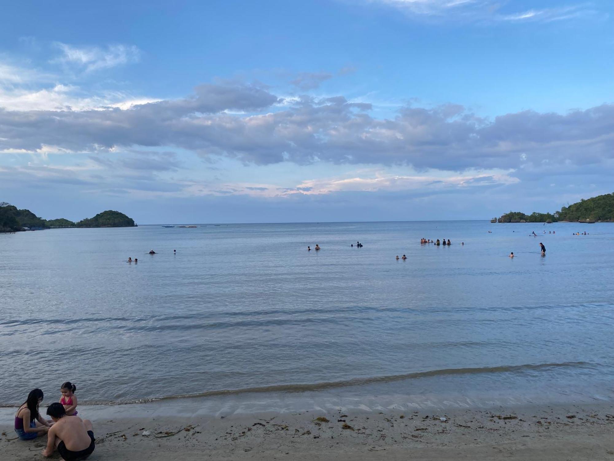 Bamboo Paraiso Resort At Bolo Beach 阿拉米诺斯 外观 照片